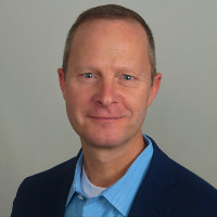 Headshot of Christopher Linke